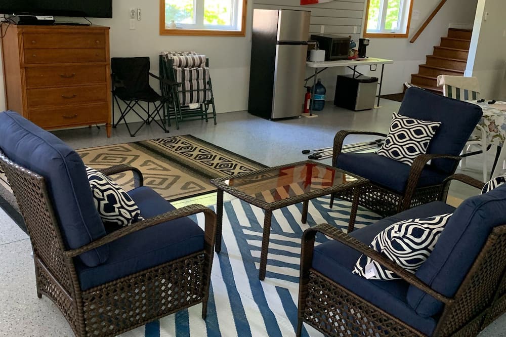 Photo of Livingroom in Douro-Dummer