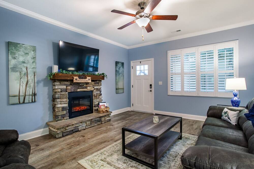 Photo of Livingroom in Townsend