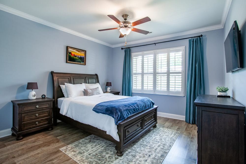Photo of Bedroom in Townsend