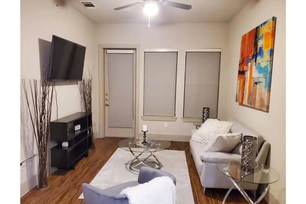 Photo of Bedroom in Memorial