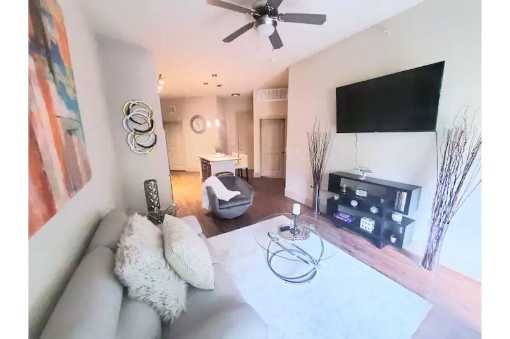 Photo of Bedroom in Memorial