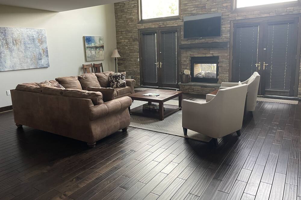 Photo of Bedroom in Ellicottville