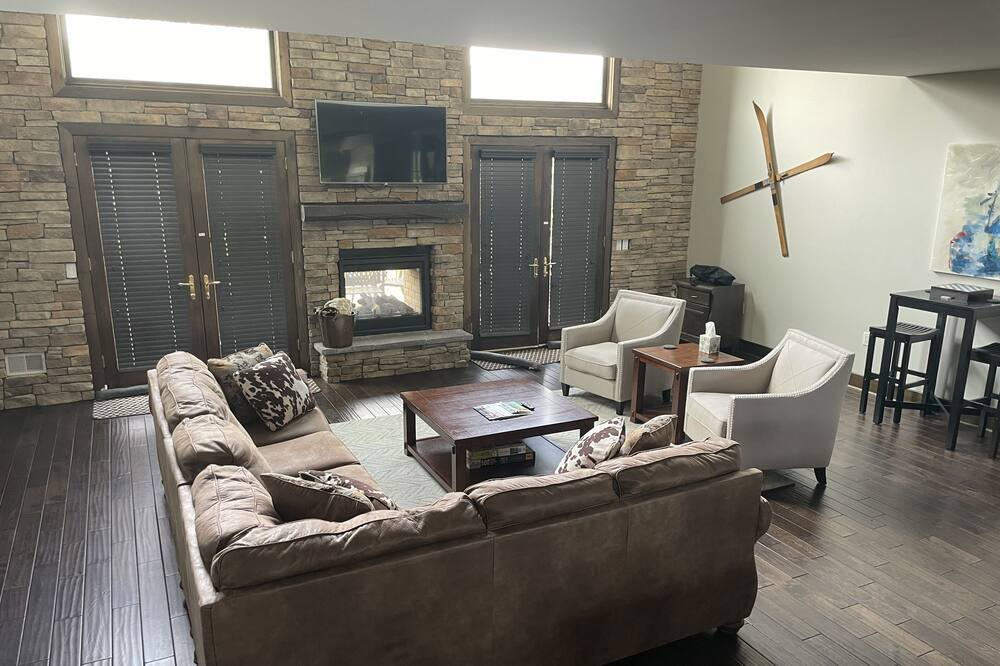 Photo of Bedroom in Ellicottville