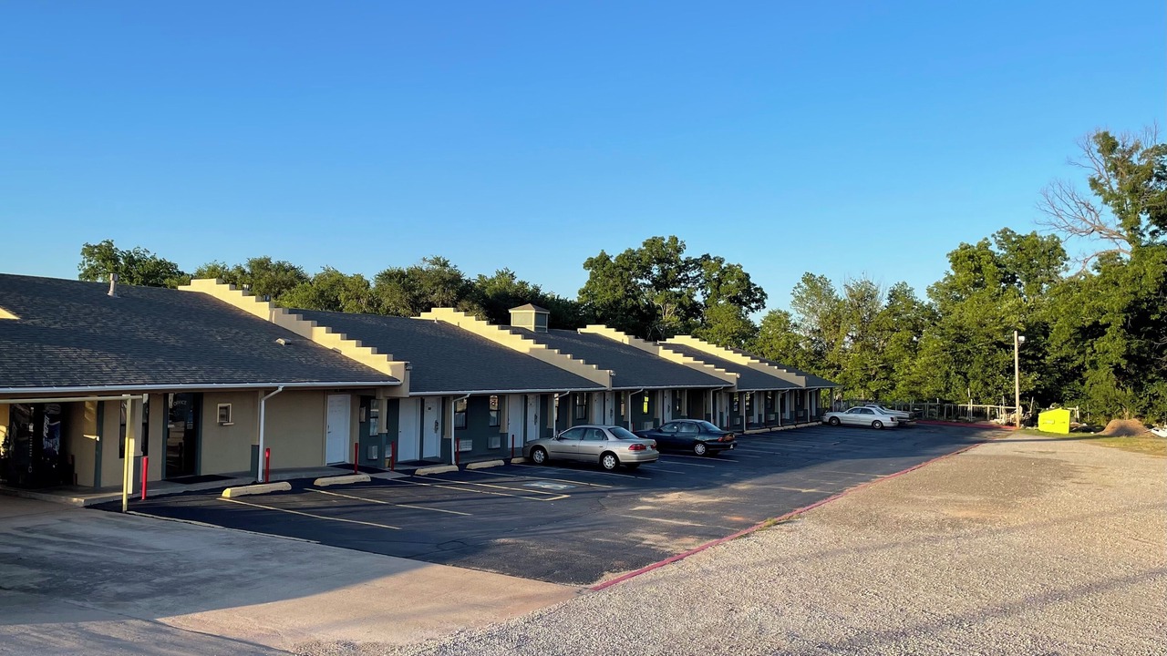 Photo of Outdoor in Purcell