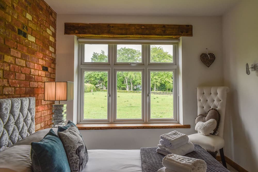 Photo of Bedroom in Canford Magna