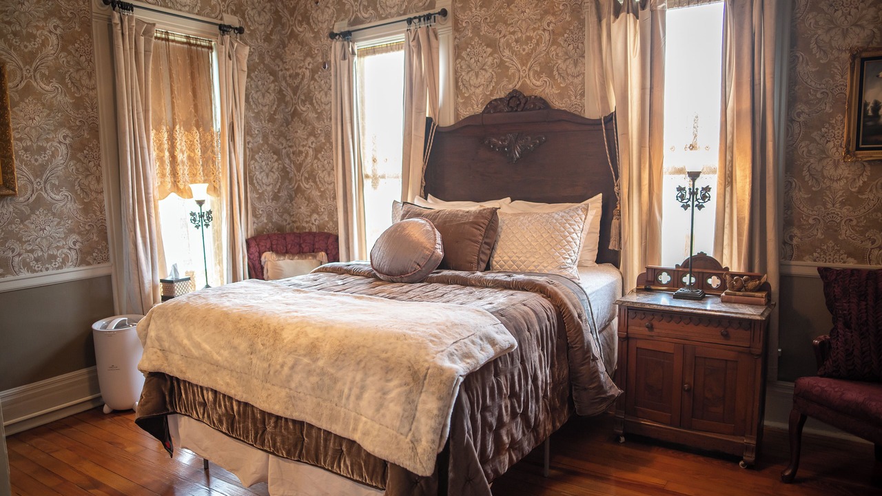 Photo of Bedroom in Boonville