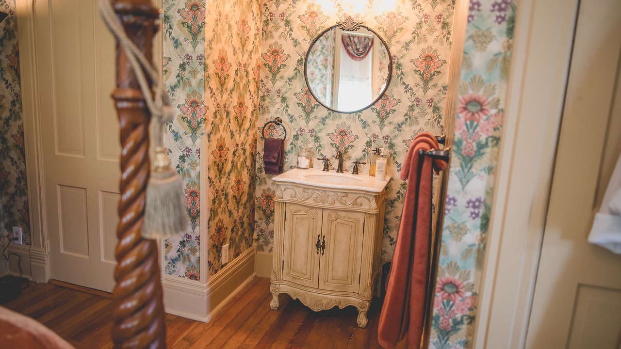 Photo of Bathroom in Boonville