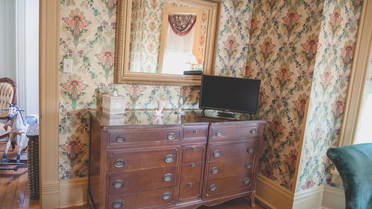 Photo of Bedroom in Boonville