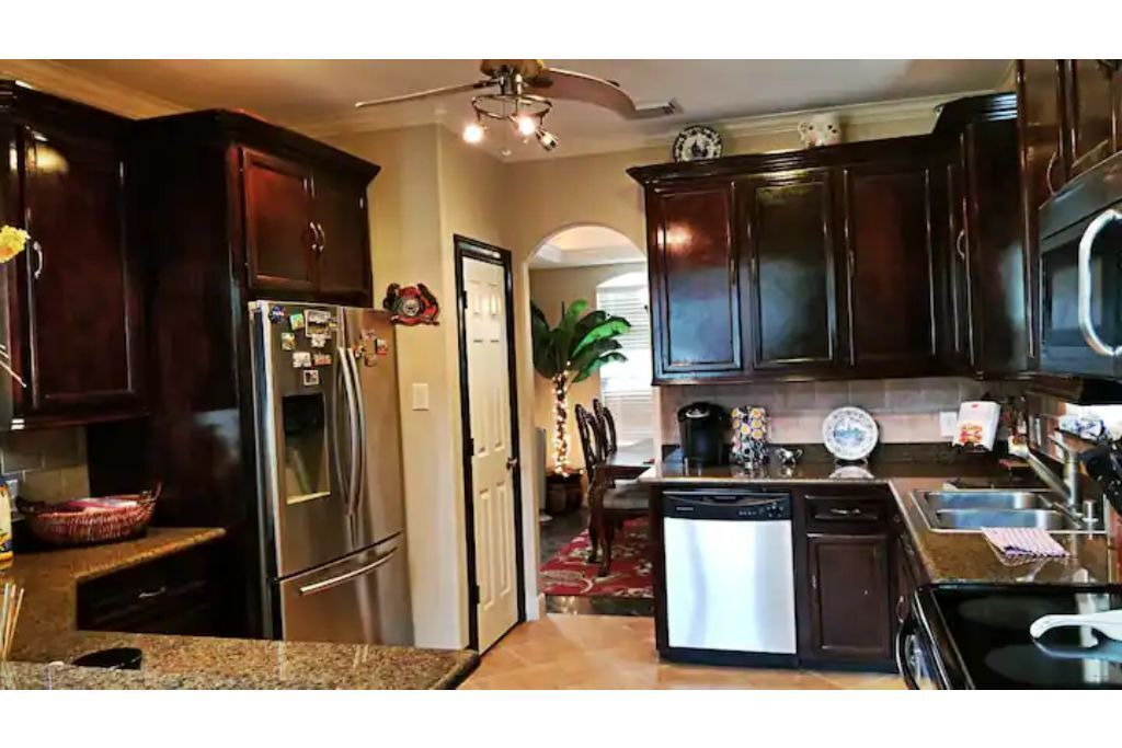 Photo of Kitchen in Pointblank