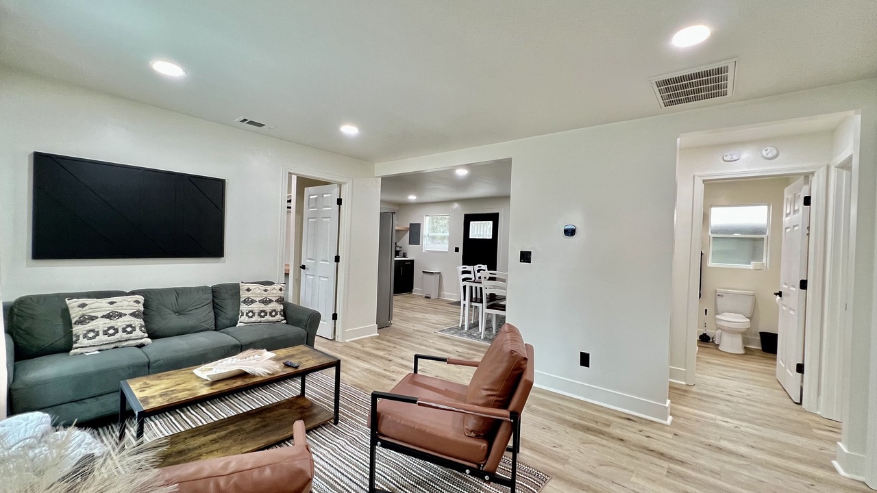 Photo of Livingroom in Sumter
