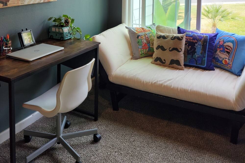 Photo of Livingroom in Discovery Bay