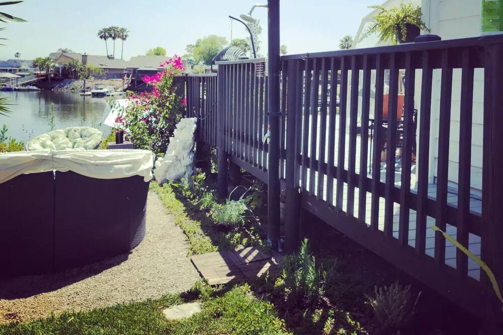 Photo of Outdoor in Discovery Bay