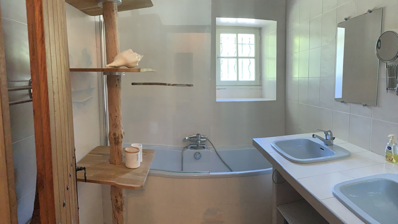 Photo of Others in Agonac