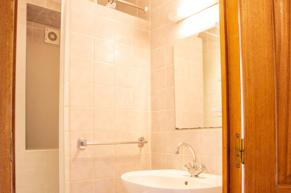 Photo of Bathroom in Beruges