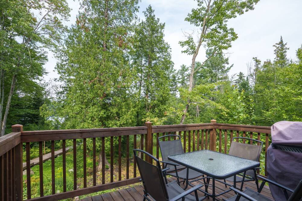 Photo of Patio Balcony in Sainte-Emelie-de-L'Energie