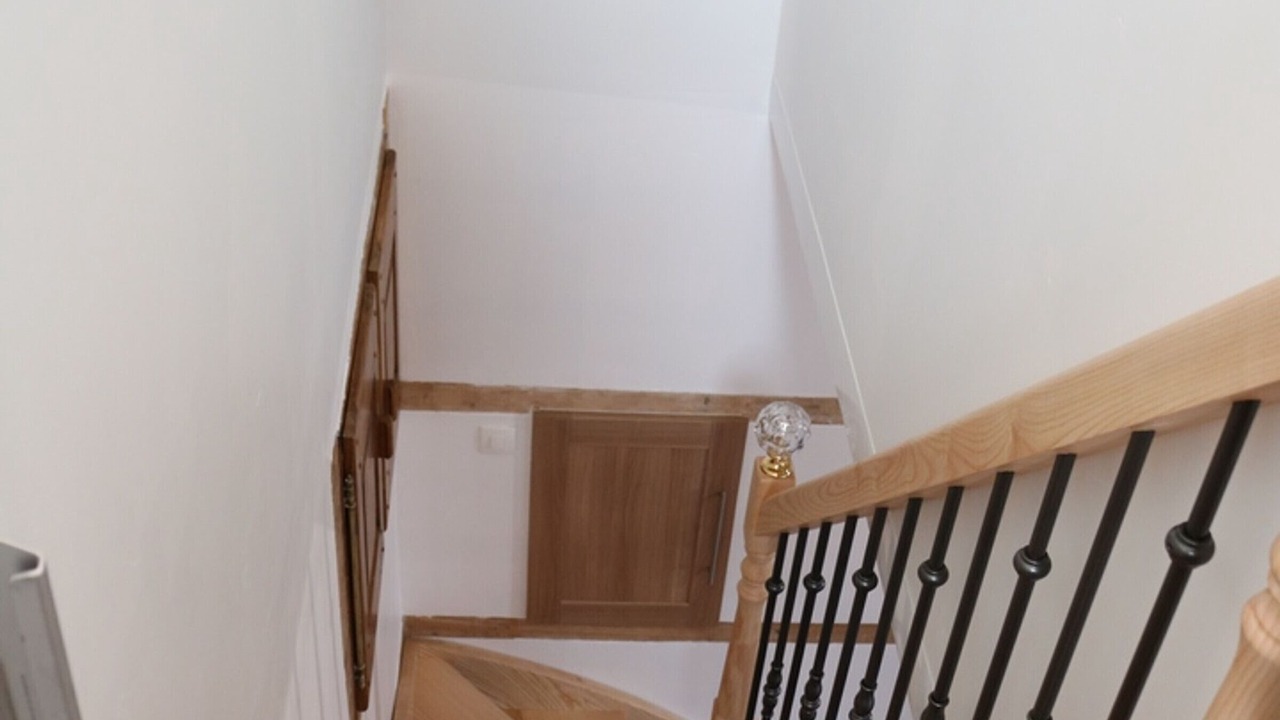 Photo of Others in Leval