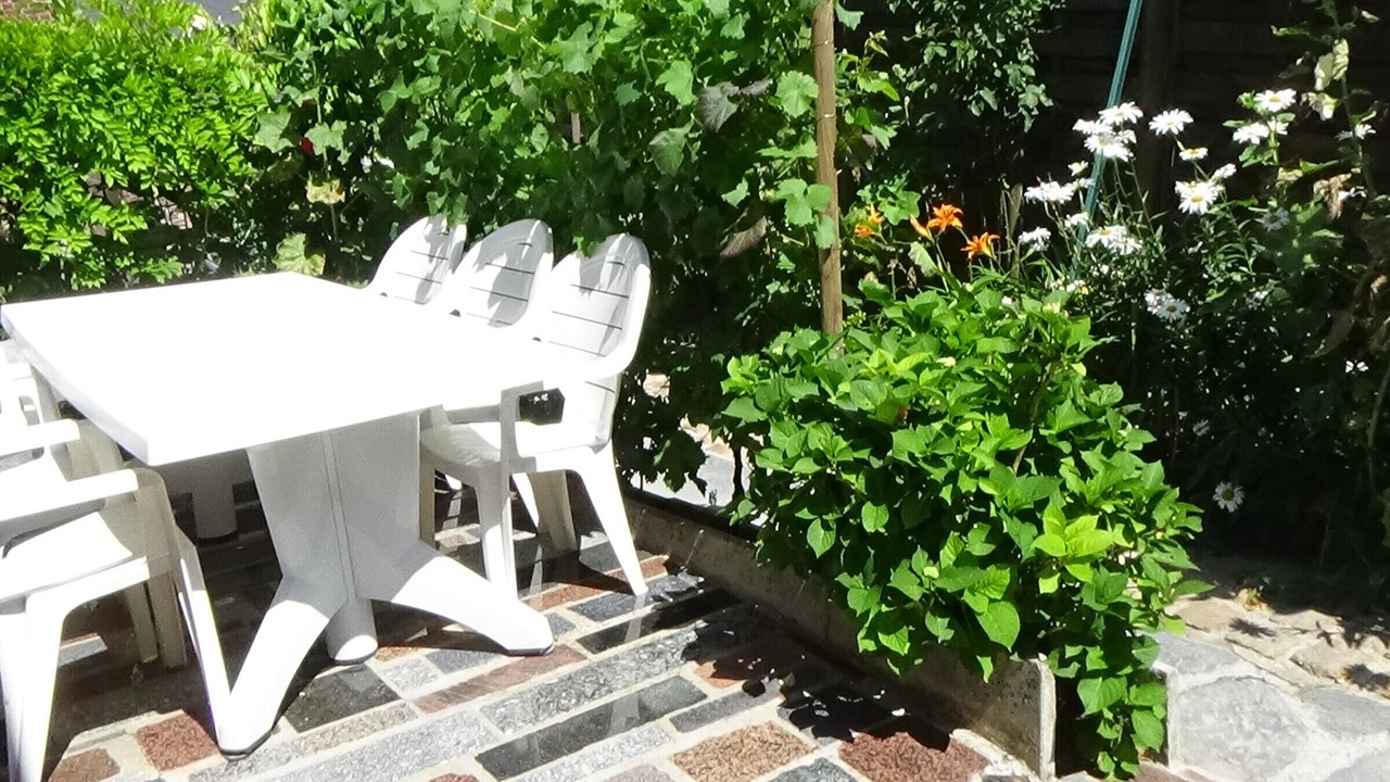 Photo of Patio Balcony in Leval