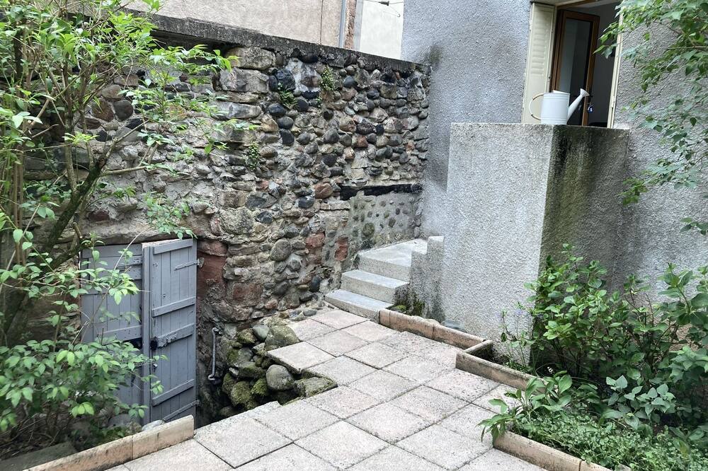 Photo of Outdoor in Espalion