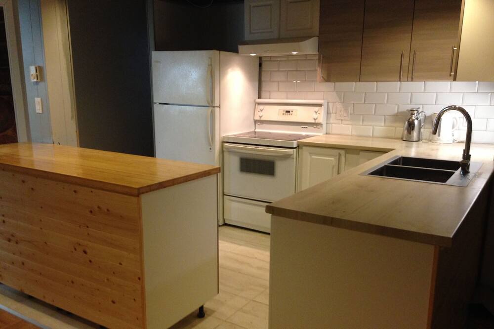 Photo of Livingroom in LaSalle