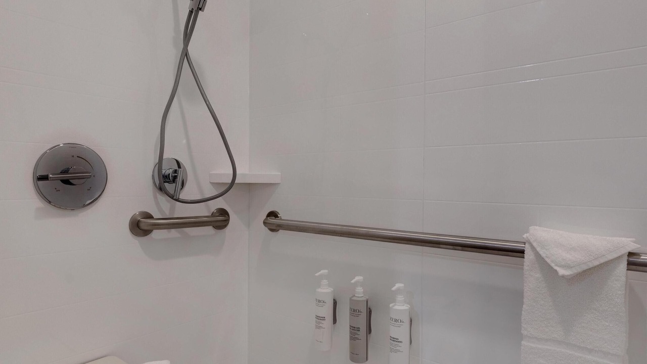 Photo of Bathroom in Marina