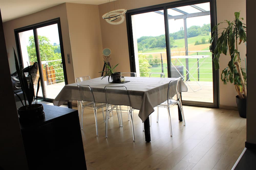 Photo of Kitchen in Carlus