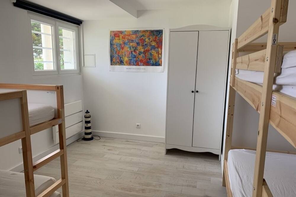 Photo of Bedroom in La Rogere