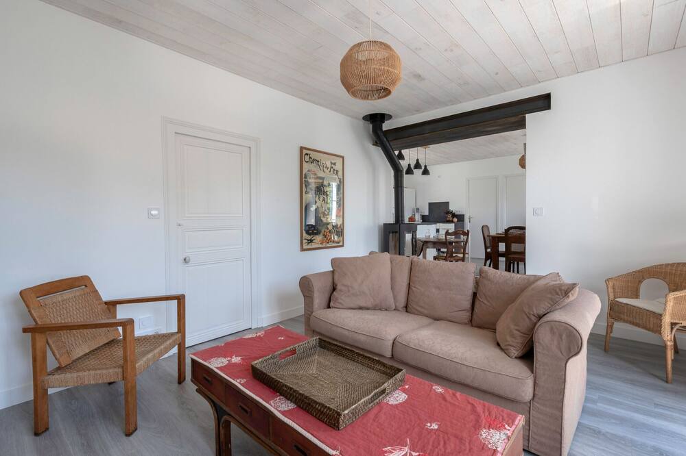Photo of Livingroom in Prefailles