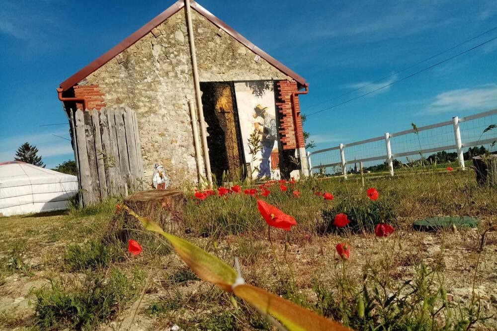 Photo of Outdoor in Vernoil-le-Fourrier