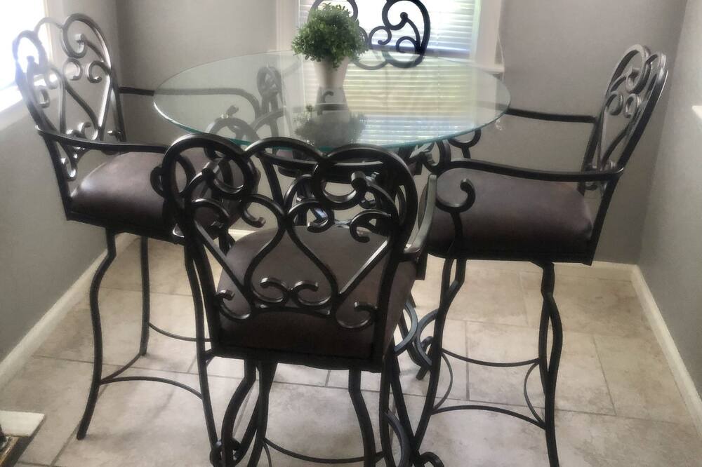 Photo of Kitchen in College Hill