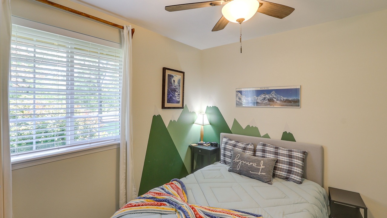 Photo of Others in McKenna