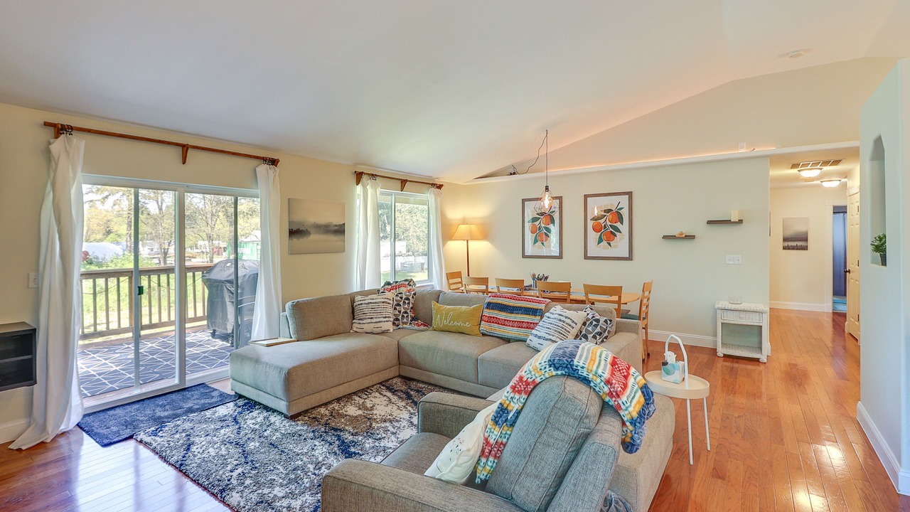 Photo of Livingroom in McKenna