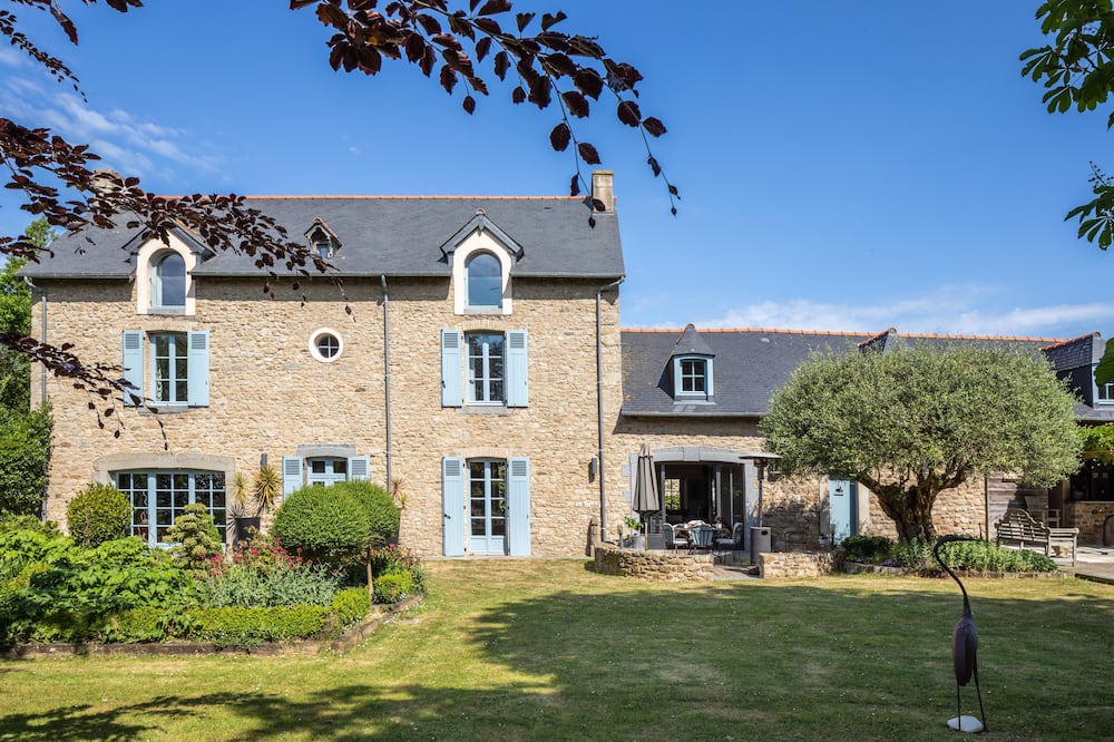 Photo of Outdoor in Saint-Meloir-des-Ondes