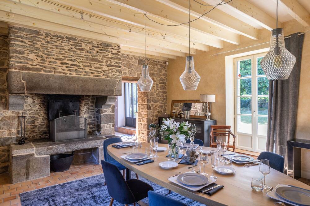Photo of Kitchen in Saint-Meloir-des-Ondes
