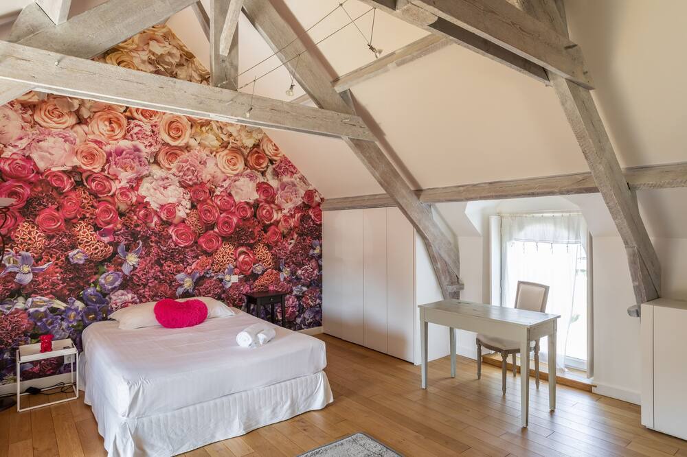 Photo of Bedroom in Saint-Meloir-des-Ondes