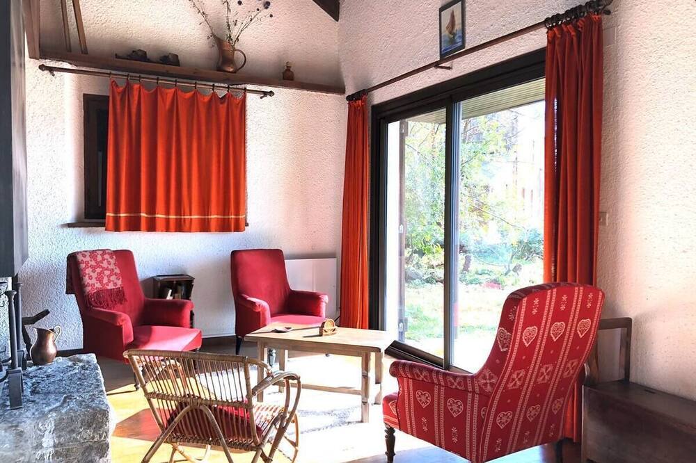 Photo of Bedroom in Egat