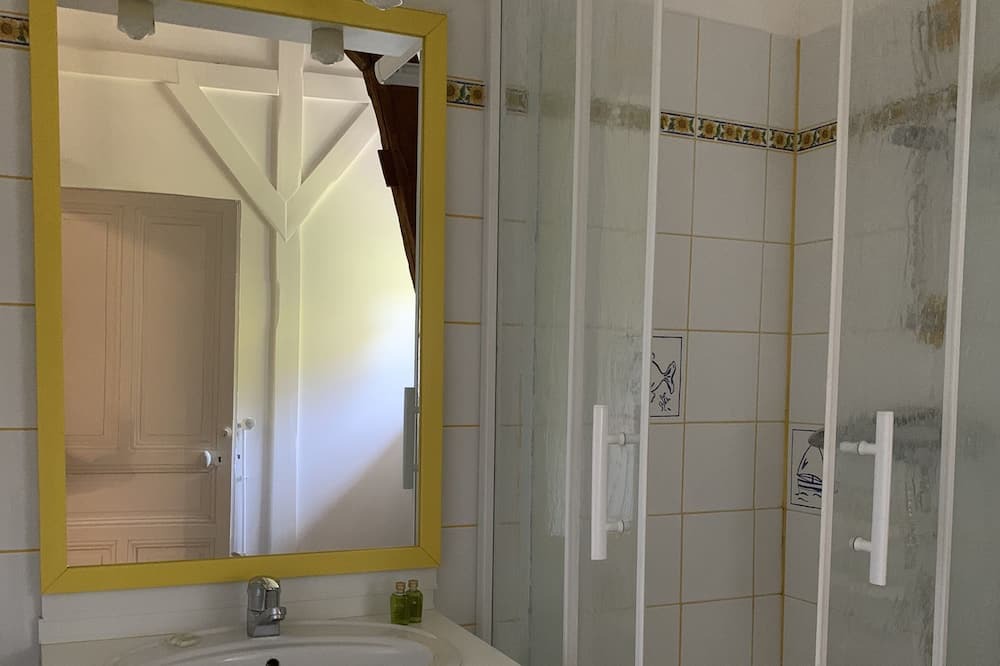 Photo of Bathroom in La Bohalle
