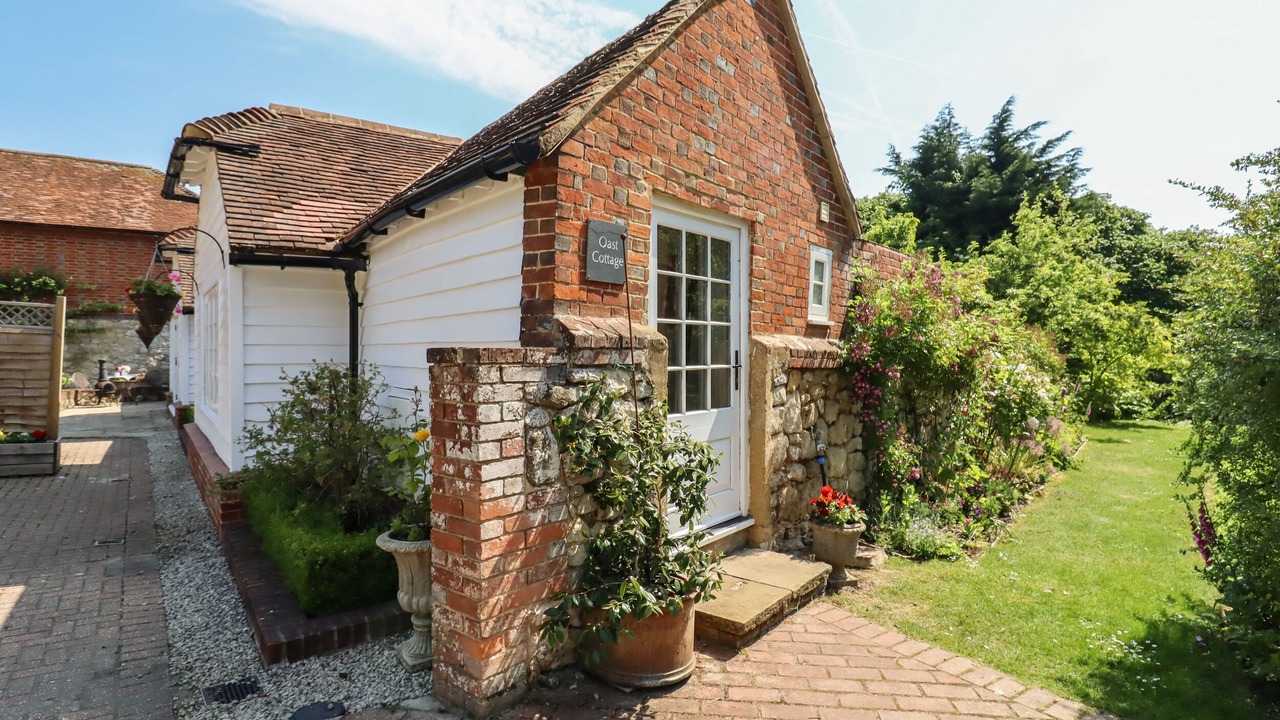 Photo of Others in Five Oak Green