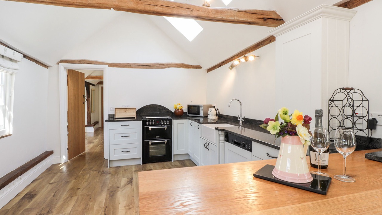 Photo of Others in Five Oak Green