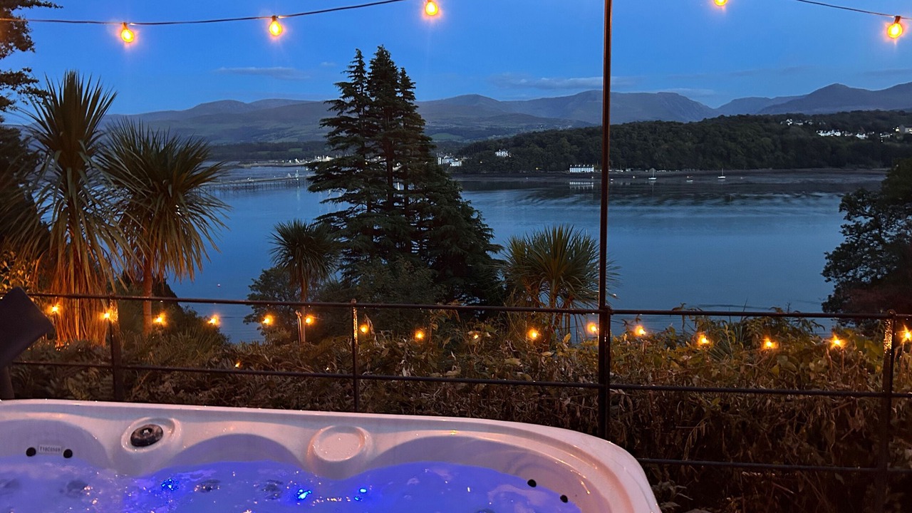 Photo of Outdoor in Menai Bridge