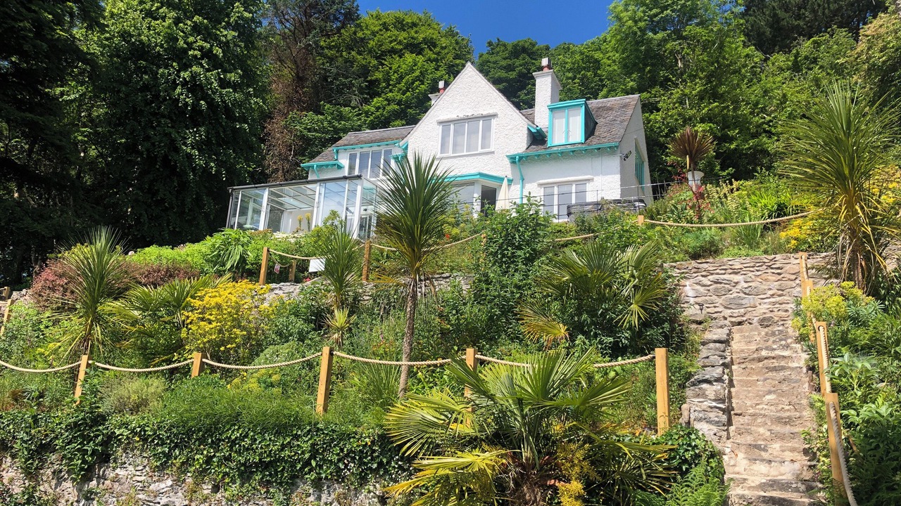 Photo of Others in Menai Bridge