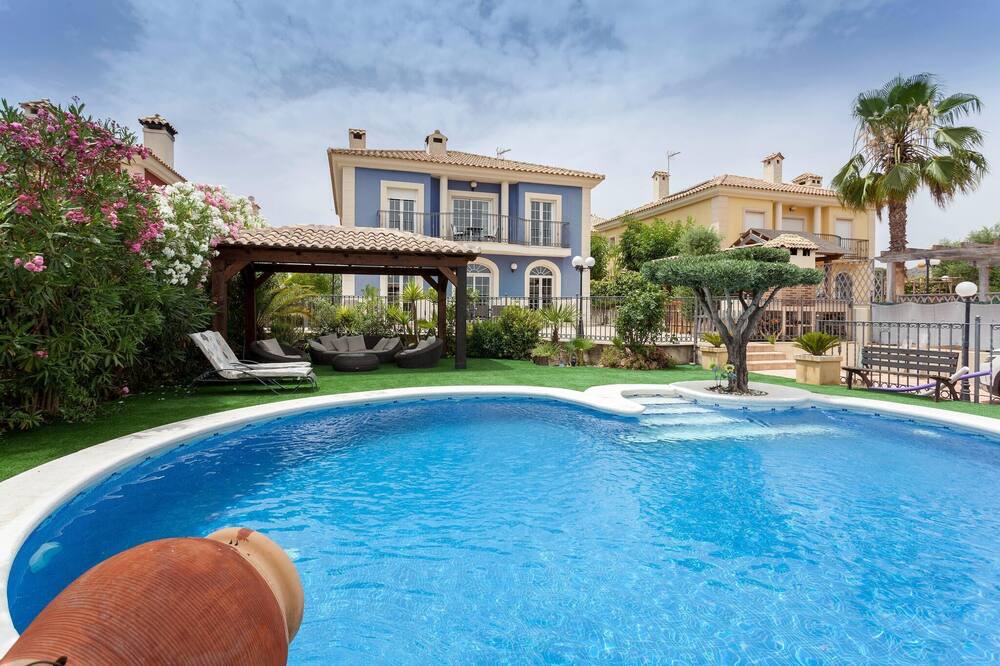 Photo of Outdoor in Aspe