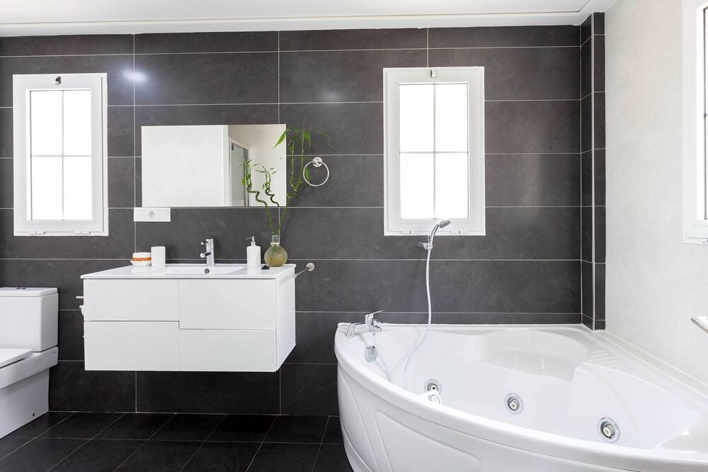Photo of Bathroom in Aspe