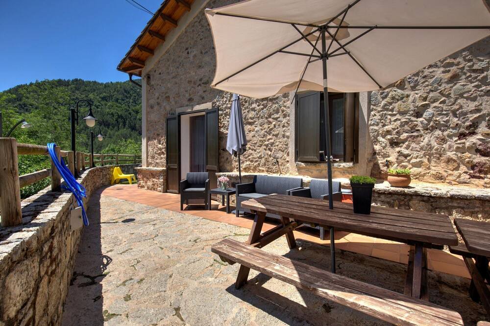 Photo of Patio Balcony in Ogassa