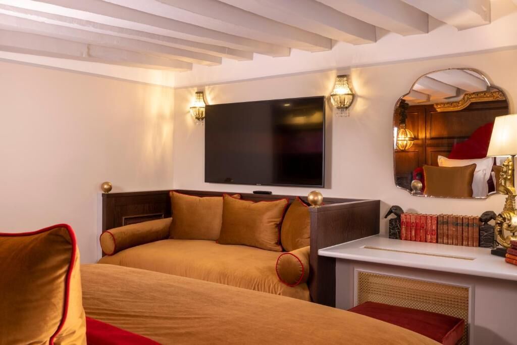 Photo of Livingroom in Saint-Germain-des-Pres