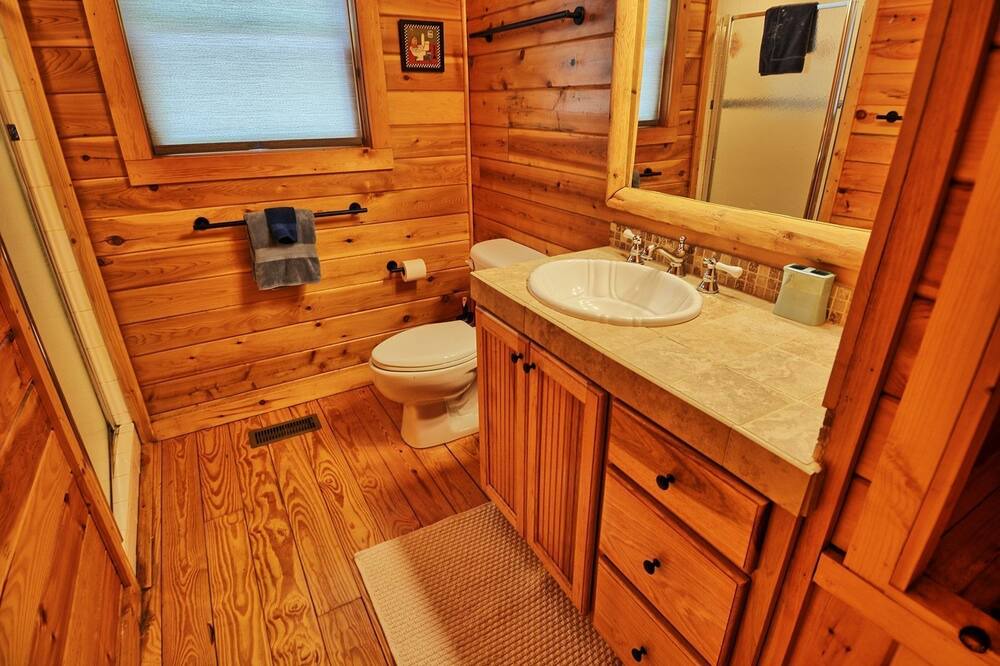 Photo of Bathroom in Warrensville