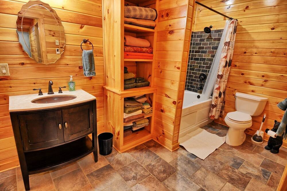 Photo of Bathroom in Warrensville