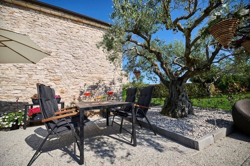 Photo of Patio Balcony in Vilanija