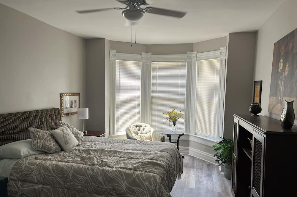 Photo of Bedroom in Canton