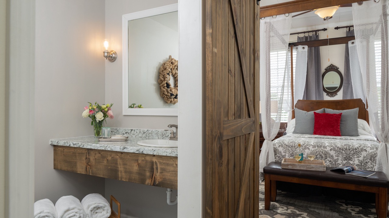 Photo of Bedroom in Humboldt
