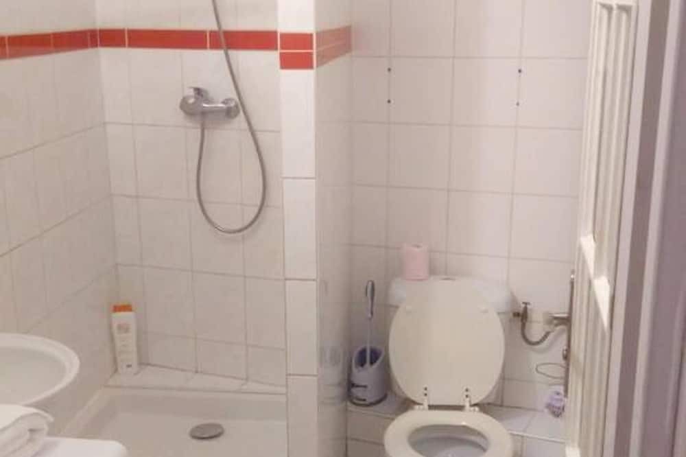 Photo of Bathroom in Montgeron